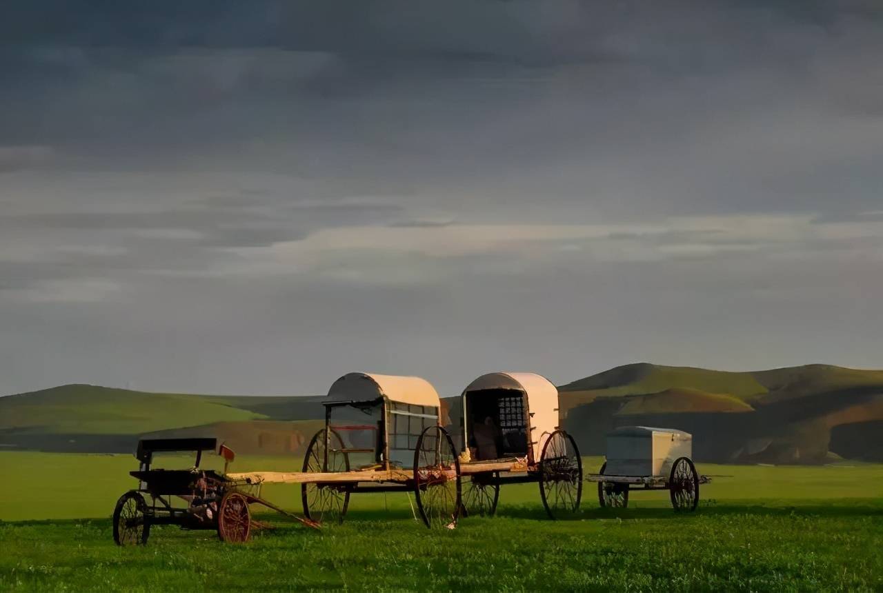 草原上的勒勒车,太美了_内蒙古
