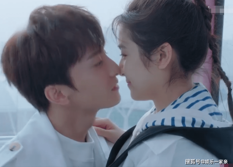 正播,李兰迪新剧将播发预告,与男主吻戏好甜_牛骏峰