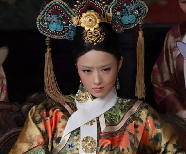 原创甄嬛传难怪华妃一生无子真凶并非皇帝而是忠心耿耿的她
