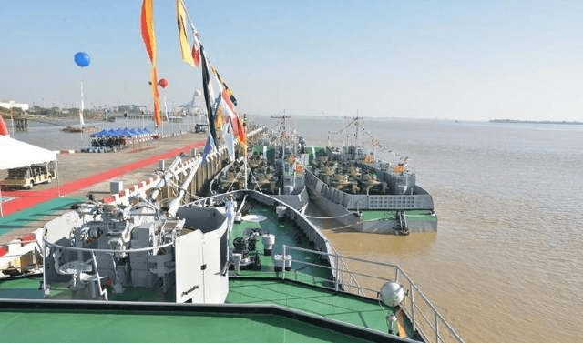 缅甸海军庆贺七十周年 一艘中国风格大型巡逻艇加入现役