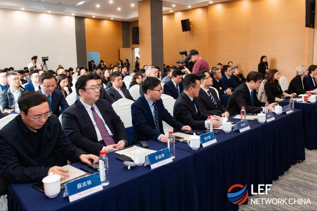 常州市人民政府研究室副主任苑全驰,市发改委副主任孙益峰,市工信局副