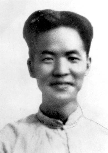 特派员指责红军不攻县城,邓中夏下令五花大绑,枪决师长政委
