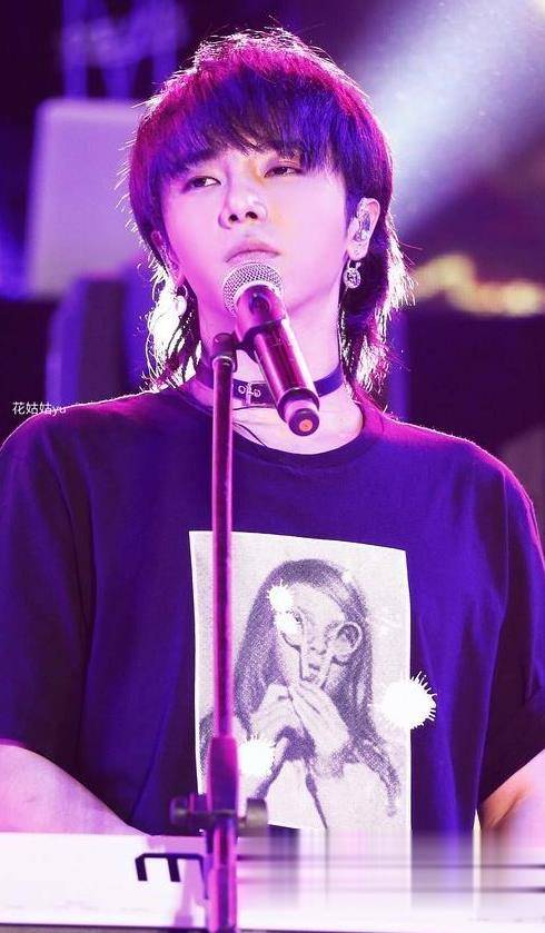 原创男明星流行的鲻鱼头:道明寺完胜蔡徐坤,范丞丞眼妆堪比美妆博主