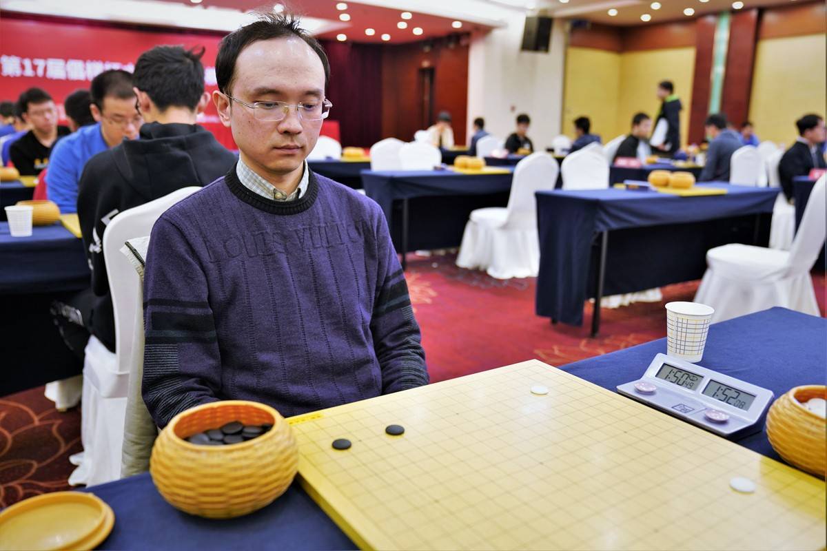 倡棋杯芮乃伟江铸久遭淘汰 女将全部出局_围棋