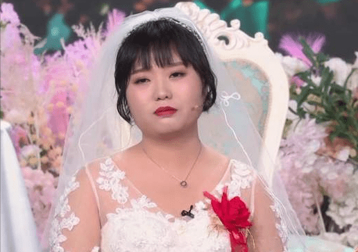 李雪琴,孟鹤堂搞笑婚礼《彩排》背后,是当代年轻人的真实困境