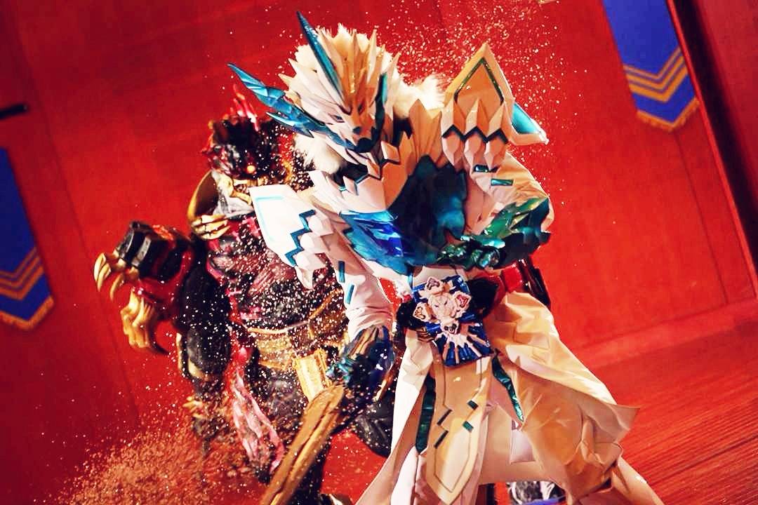 《假面骑士圣刃》最帅皮套出现,冰狮排第二,没人敢排第一?