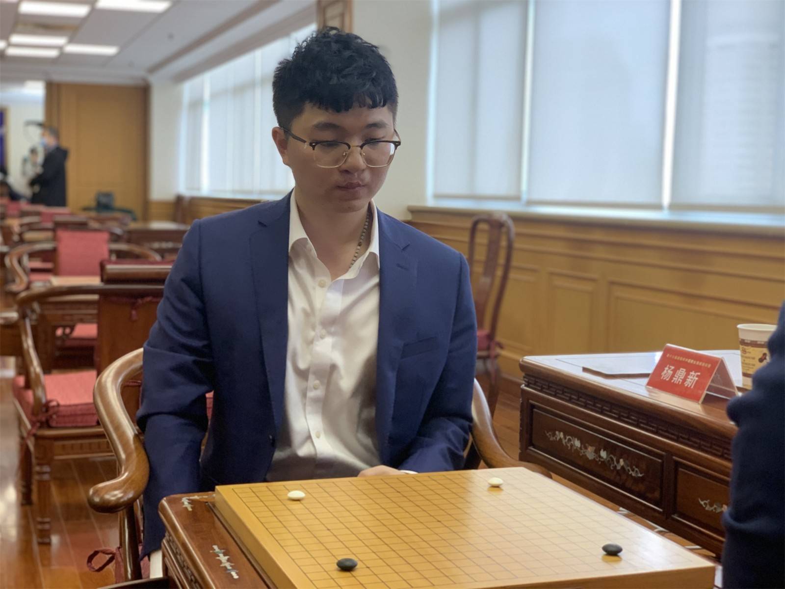 原创倡棋杯新旧天元齐头并进黄云嵩挑落黑马晋级4强