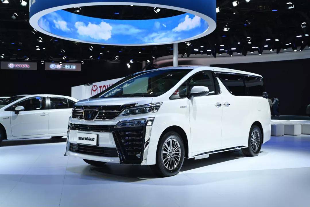 kluger(以下简称皇冠陆放)和皇冠威尔法crown vellfire(以下简称皇冠