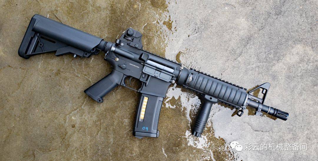 应对恐袭威胁,澳机场特警装备丹尼尔防务公司生产的mk.18卡宾枪