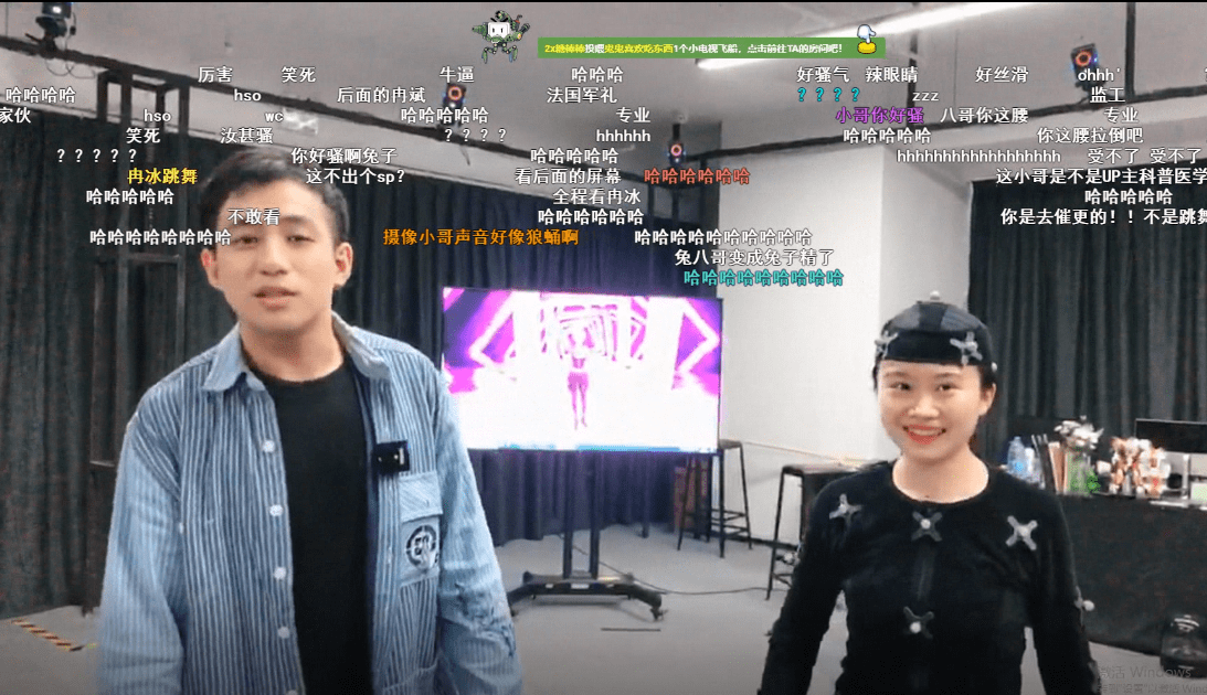 大佬应聘艺画员工,只为催更《灵笼》终章?_开天