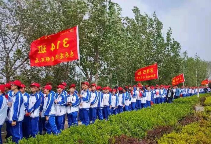 衡水市冀州中学2020级学生远足活动成功举行