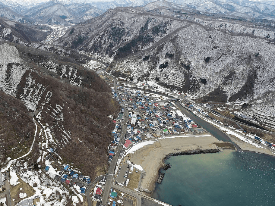 航拍日本蓝天碧海 北海道景色优美