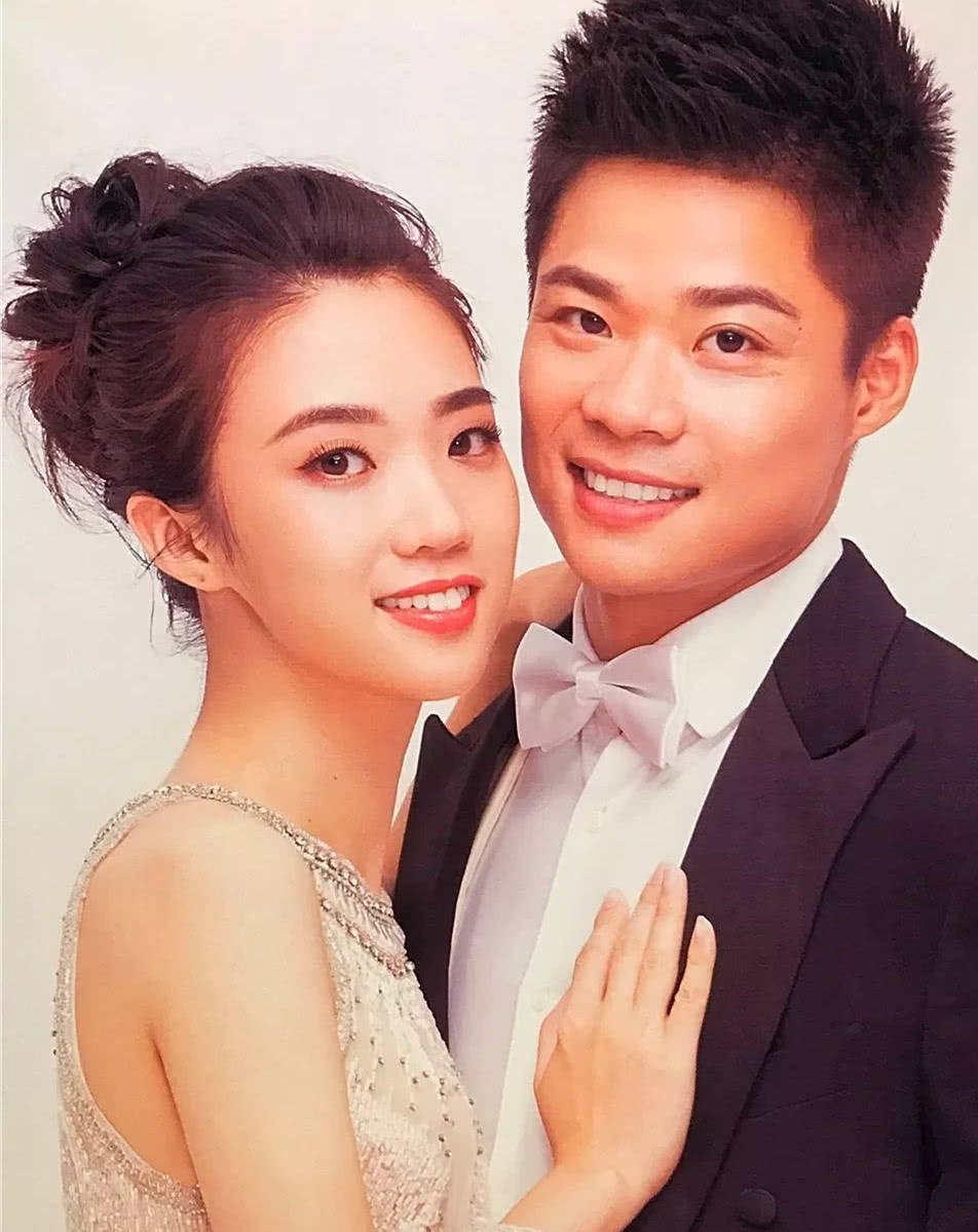 他的妻子身材傲人颜值逆天,儿子呆萌又可爱_林艳芳