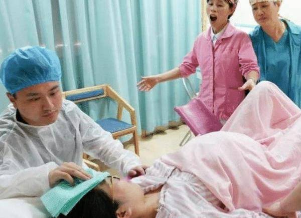 原创顺产备皮太尴尬产科医生剖腹产也躲不过脸皮再薄也没用