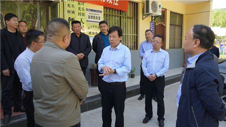 宝鸡陈仓:霍铁桥在坪头镇督导调研近期重点工作