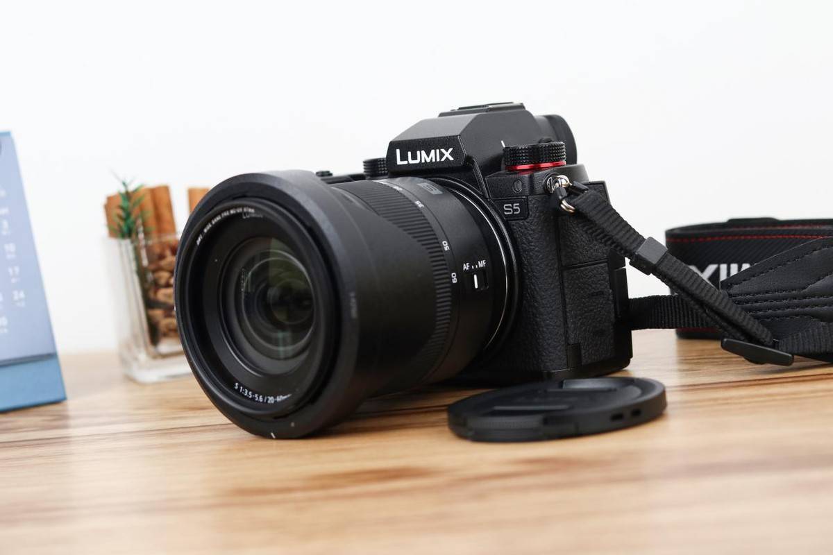 做视频自媒体后,为什么我选择了松下lumix s5