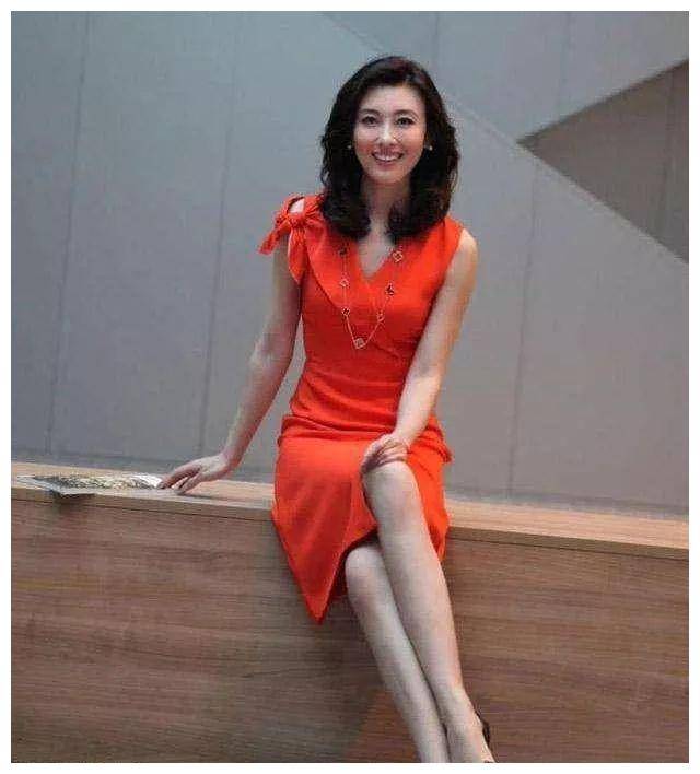 中国十大最漂亮的央视女主持人,董卿排第3,第一位没想到是她!