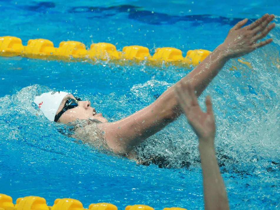 2021全国游泳冠军赛女200米仰泳决赛:柳雅欣夺冠