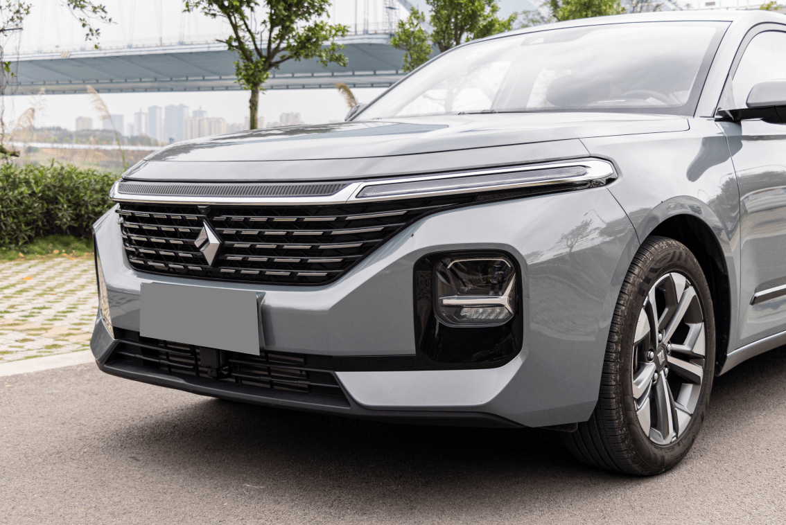 新宝骏rc5