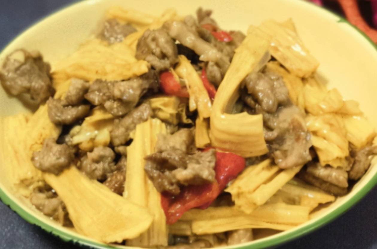 腐竹炒牛肉