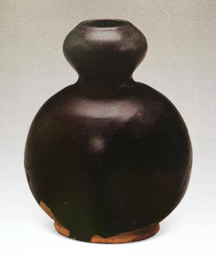 佛前供器-唐代纪兴元年铭文黑釉梅瓶图像研析
