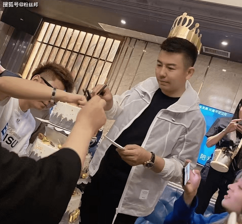 原创舞帝利哥人气一路飙升九天直言他老告我若起诉不成立必定反诉