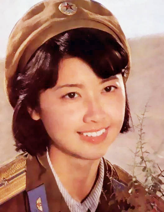 原创80年代女神朱琳:澄清多年谣传,嫁普通丈夫也幸福