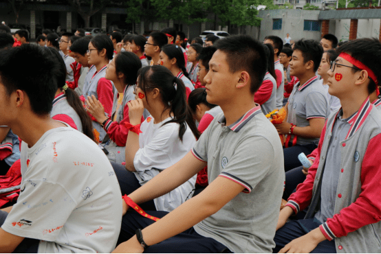 徐州树恩中学隆重举行2021届学生毕业典礼