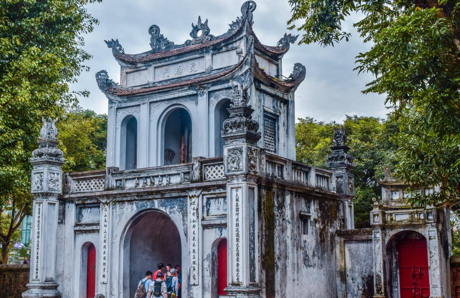 越南此景仿建中国文庙, 竟成世界著名旅游景点, 门票不到10元