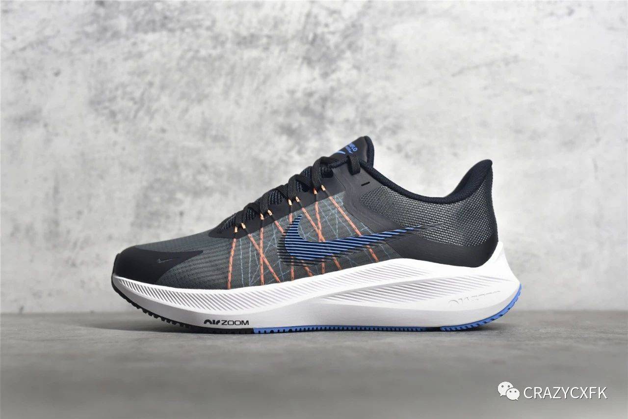 耐克登月8代 nike air zoom winflo 黑蓝网面运动跑步