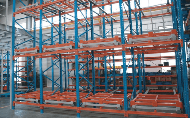 流利式货架流利式货架多用于配送中心的箱式小件的人工拣选和生产转