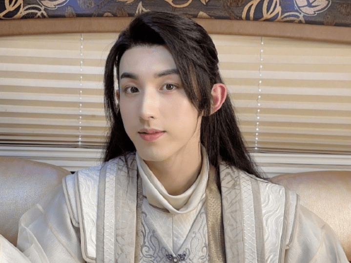 原创跟鞠婧祎演《花戎,怎知郭俊辰又一仙侠剧待播,班底让人满意