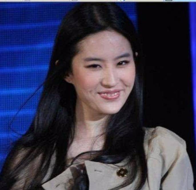 多少明星想删掉的照片:最后一张新奇的打扮!