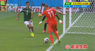 足球赛中你所看过最精彩的假摔是什么