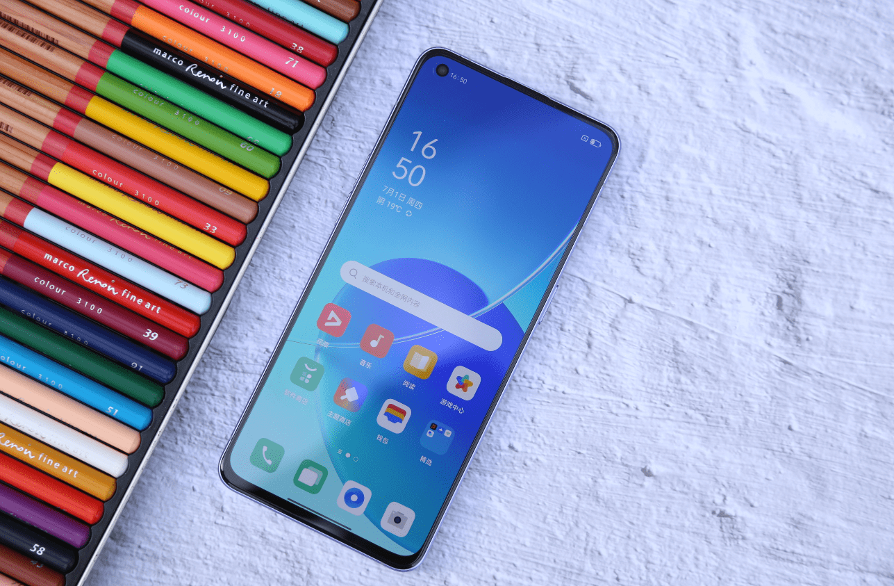 提前上手oppo reno6星黛紫,这手感性能一样圈粉_手机