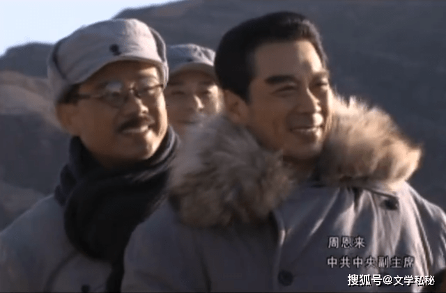 原创《大决战》中演任弼时的王健,曾担任武打演员,转型相当成功