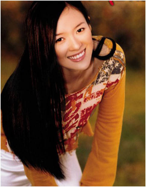 章子怡早前青涩照,"清水出芙蓉"美到骨子里,网友:这颜值我服