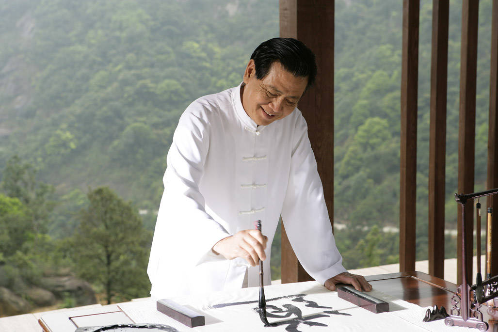 《外来媳妇本地郎》年过80的演员:康伯清瘦,康婶矍铄,他已去世_龚锦堂