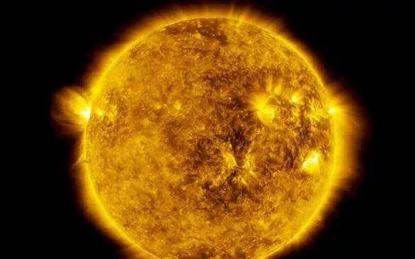50亿年后,太阳会变成红巨星?地球会被吞噬?人类将何去