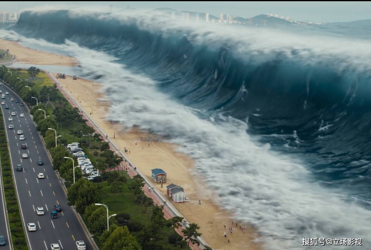 《狂鳄海啸》首播惊艳,3大看点过分优秀,难得的爆款灾难片