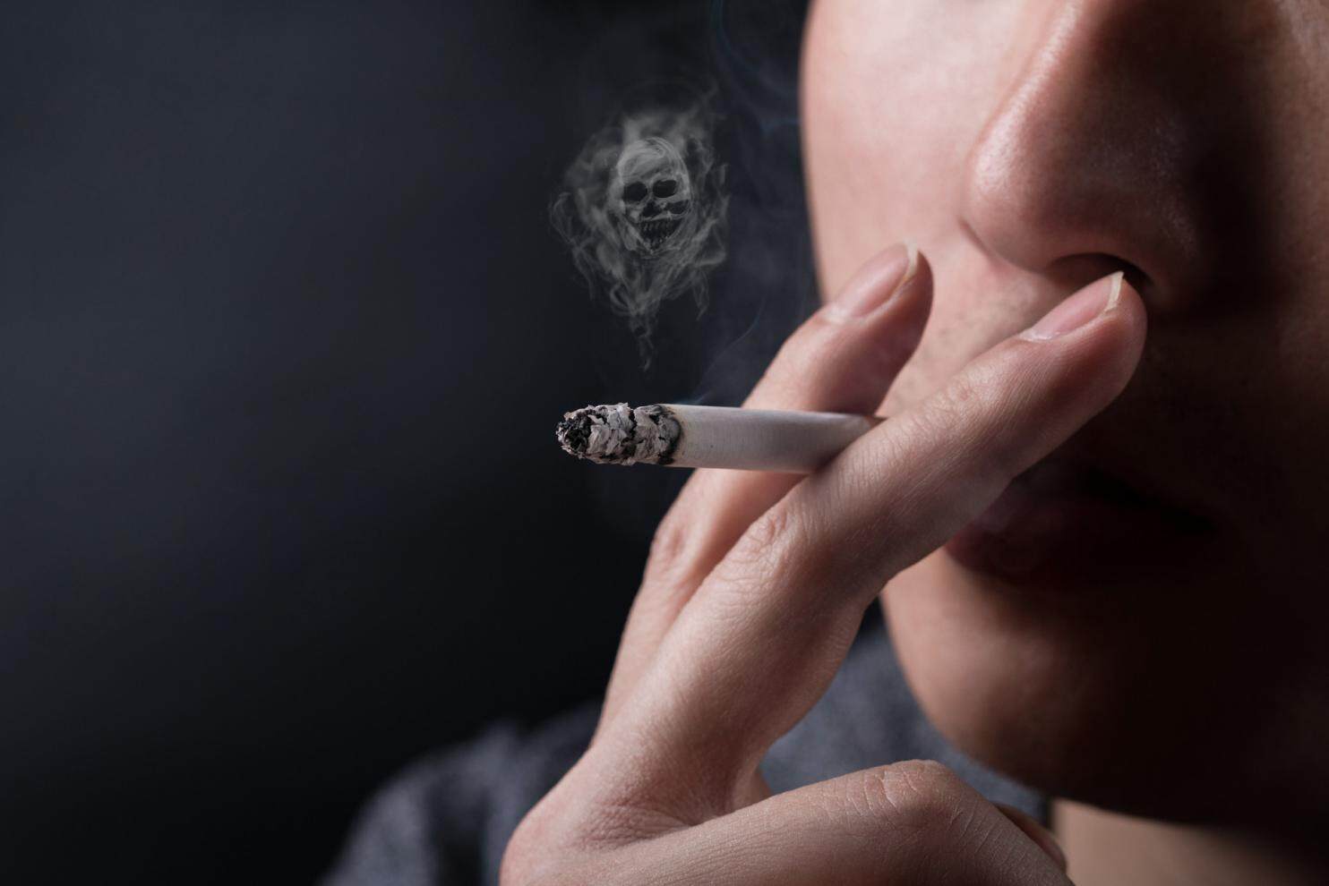 烟民为什么看上去更沧桑?多种维生素怎么补充?