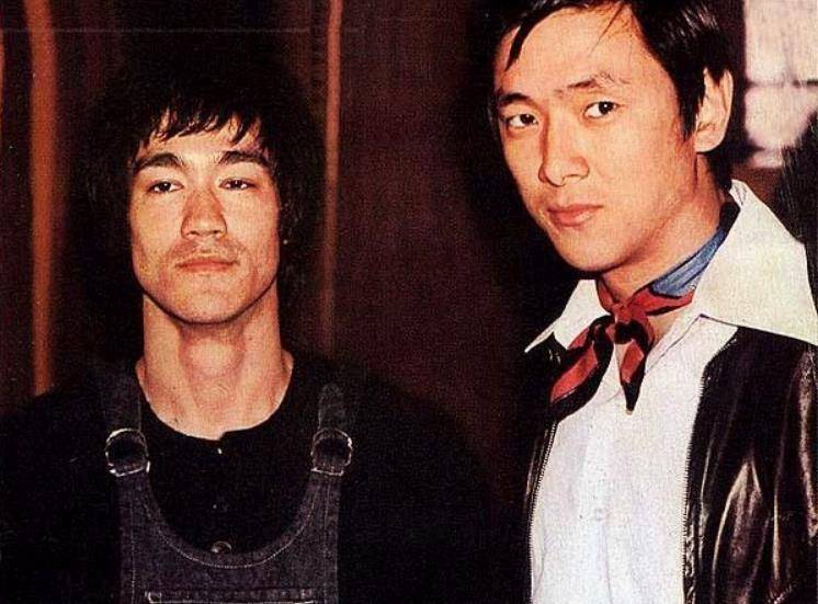 原创乌龙!"独臂刀王"王羽并未去世,但是晚景凄凉5年无法正常进食