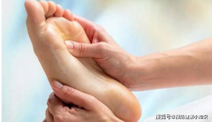 原创肝不好脚先知脚上3种纰漏早查别等肝癌为虎作伥