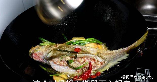 淮扬菜大厨将鱼羊鲜这样做羊肉馥郁鲜香大黄鱼细腻鲜嫩