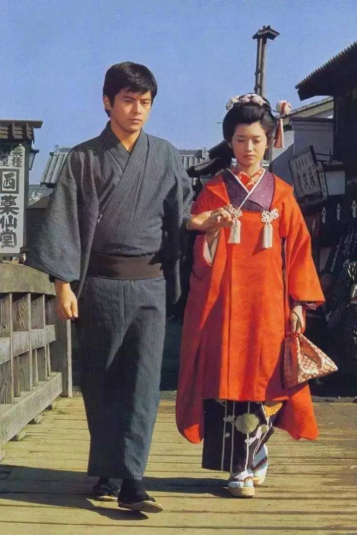 原创日本女星山口百惠,中国影迷心中的女神,如今62岁过得怎样?