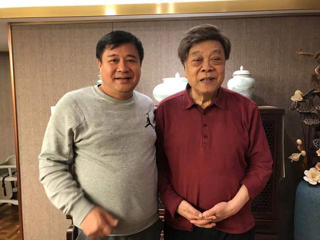 中国近景魔术师辛刚艺术当随时代