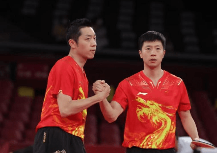 回应为何奥运会短袖配棉袄!谈马龙斗地主!调侃小胖樊振东