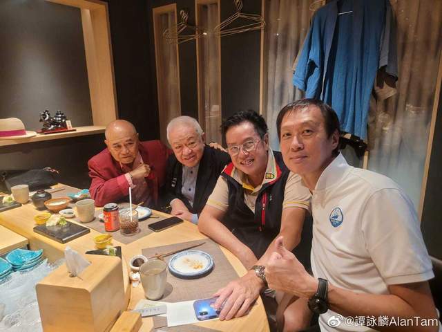 前天(13)好友关维麟以及契仔(干儿子)关楚耀,也就是泰迪·罗宾的侄子