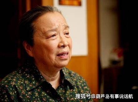 原创李明启近照曝光,与老伴相濡以沫多年,称他像孩子,真是让人羡慕