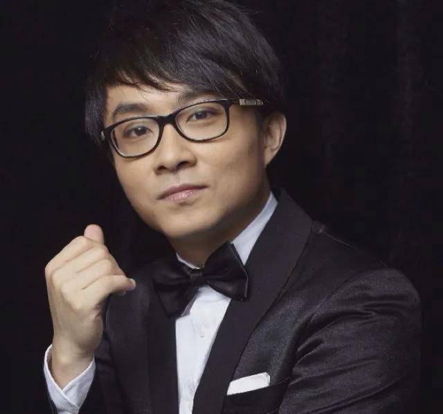 霍尊真面目曝光!圈内大佬揭露丑态挺霍尊,芒果台弃卒保帅遭非议